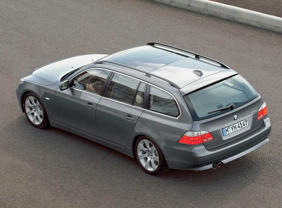  BMW 5-Series 2004 года  (фото 57 из 74)